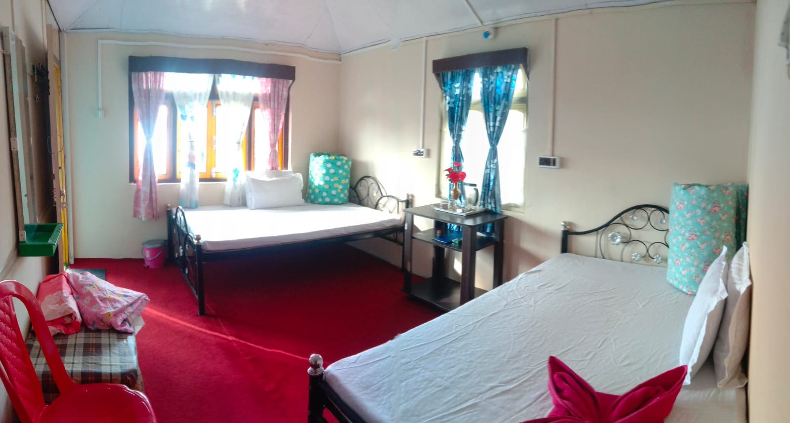 Sukanya Homestay - Tap to explore photos