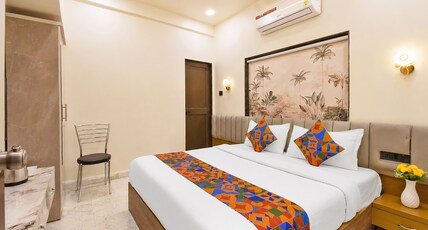 FabHotel Aundh Homtel Room Type - Deluxe Room