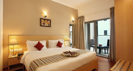 Starlit Suites Kochi Room Type - Super Deluxe Suite With Kitchenette Living Area and Balcony Starlit Suites Kochi Room Type - Super Deluxe Suite With Kitchenette Living Area and Balcony