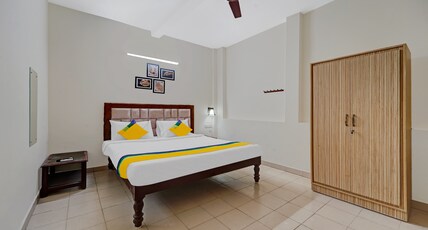 Itsy Hotels Green Villa, 2 Km From Rock Beach Room Type - Standard Room Itsy Hotels Green Villa, 2 Km From Rock Beach Room Type - Standard Room