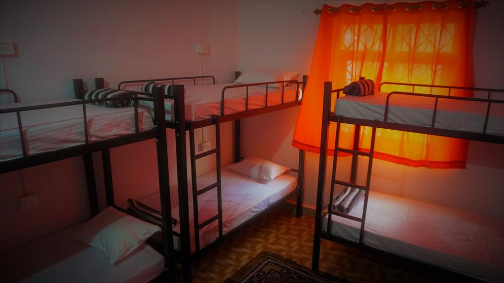 Streetmates Hostel Anjuna - Tap to explore photos