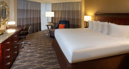 Hilton Houston Westchase Room Type - 1 KING BED