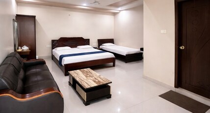 Hotel J.N.R Grand Room Type - FAMILY SUITE