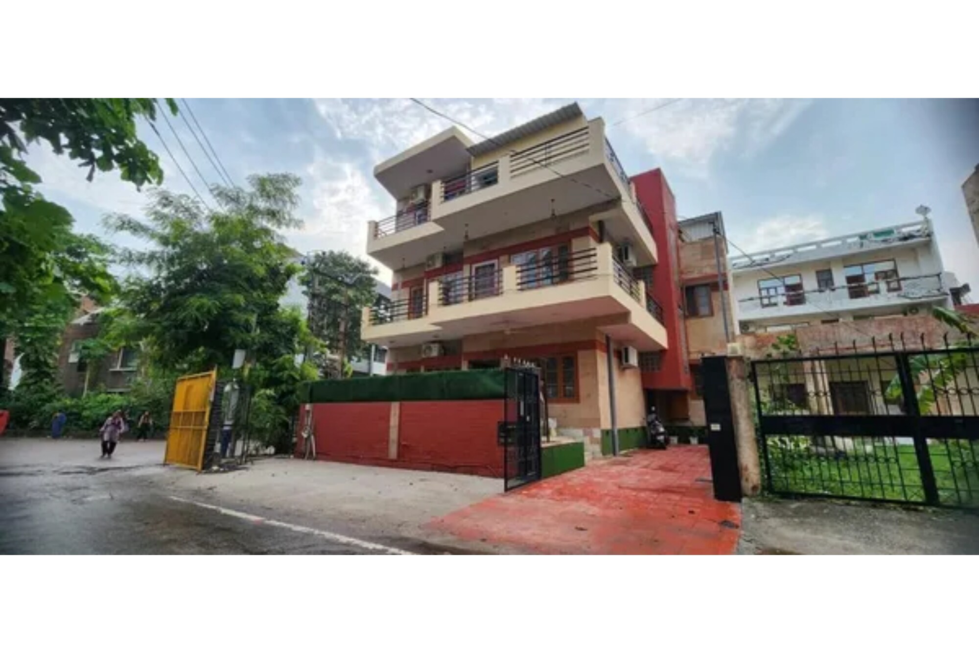 FabHotel Maurya Residency - Tap to explore photos