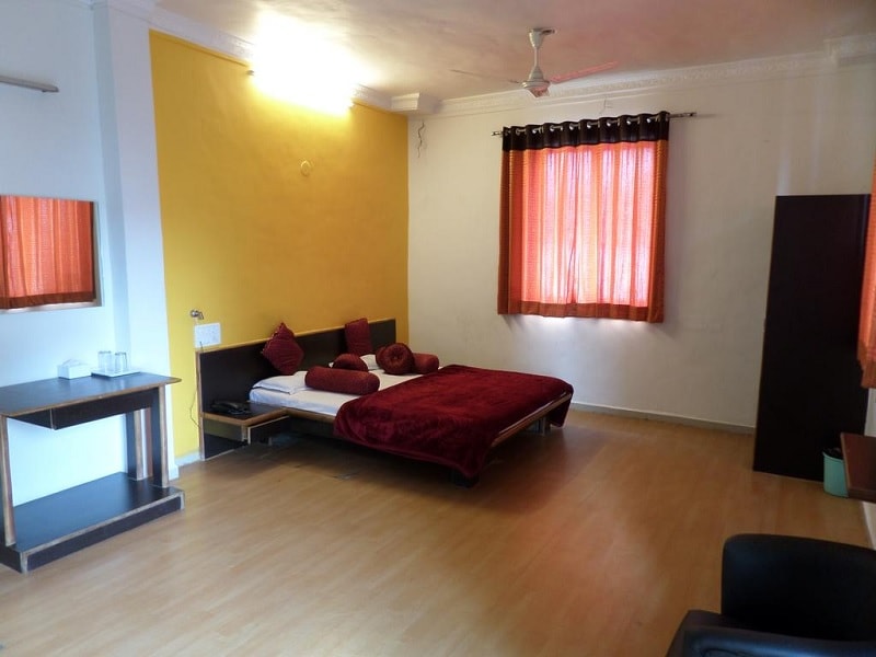 Sairam Lodging And Boarding  - Tap to explore photos