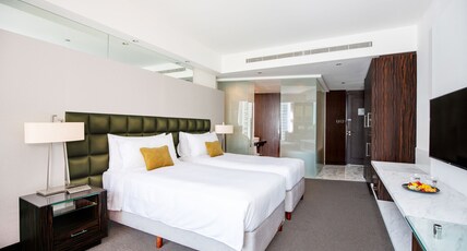 Voco BONNINGTON DUBAI, an IHG hotel Room Type - 2 Twin Deluxe