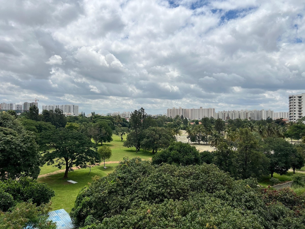 Rento Mayflower Serviced Apartment - Tap to explore photos