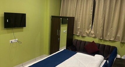 Aahan Inn | Near Kashi Vishwanath Temple Room Type - Deluxe Superior Double Bedroom