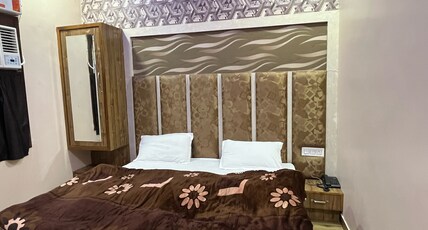 FRNDZ INN BED & BREAKFAST Room Type - Deluxe Room