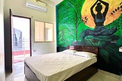 Mountain view Room 15 minutes Ganga walk