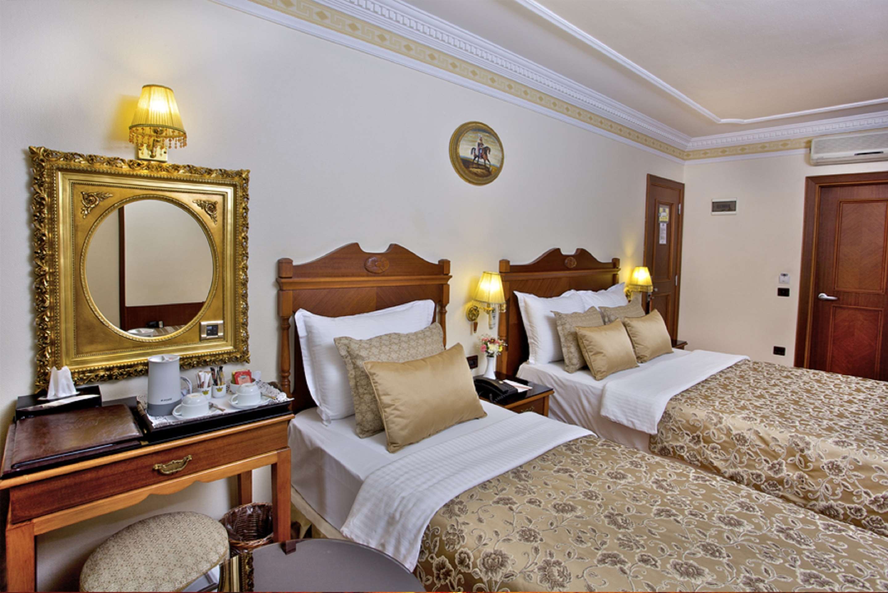 Best Western Empire Palace - Tap to explore photos