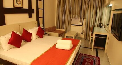Pagoda Hotel, Gole Bazar Room Type - Business Room