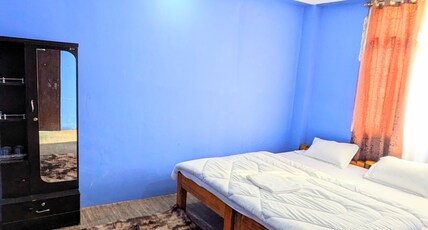 Accomoon hotels Room Type - Double bed deluxe room with window view 2