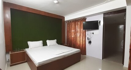 Hotel Heavens Garden  Room Type - SEMI DELUXE - NON A.C