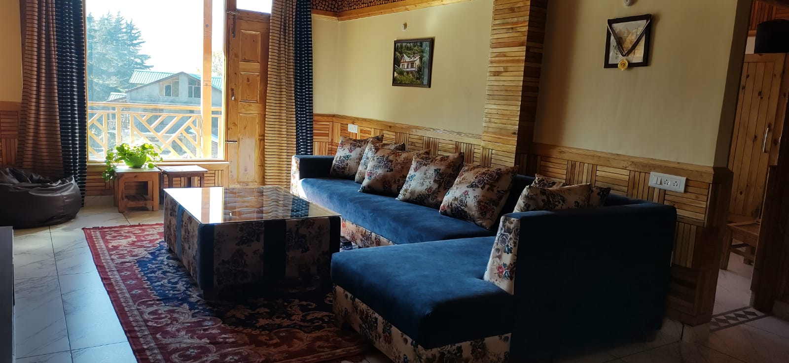 Cafe Saffron & Cottages Manali - Tap to explore photos