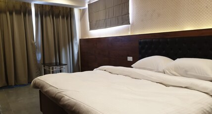 The Himalayan Vista, Ranikhet Room Type - Super Deluxe Luxury Himalaya view