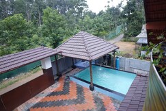 Ann's Rose Haven pool villa Munnar By bluewayhotel