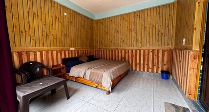 Green Valley Heights Hotel Room Type - Deluxe Full Wooden Room