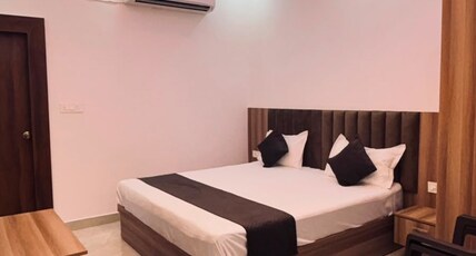 HORIZON HOTEL Room Type - Standard Room 104