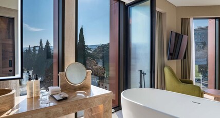 Swissotel Tbilisi Room Type - Swiss Deluxe King Room