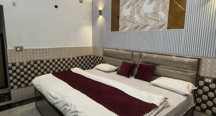 PANDIT PALACE Room Type - Bedroom 1