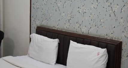 Hotel Royal Regency Room Type - Deluxe Non Ac