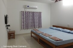 Bapat Niwas Homestay | Rooms & Caretaker