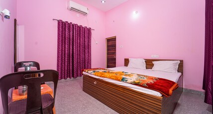 Pujya Manas Kokil Dharamshala, Ayodhya Room Type - Super deluxe room with AC