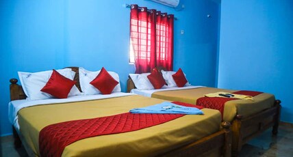 ARAVINDER HOMESTAY Room Type - Deluxe Room