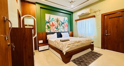 Maheshwar's Stay Room Type - Luxury Room with Air Conditioning