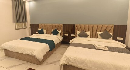 Dev Hotel & Restaurant Room Type - Family Room