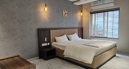 Hotel BMB Grand Room Type - semi deluxe