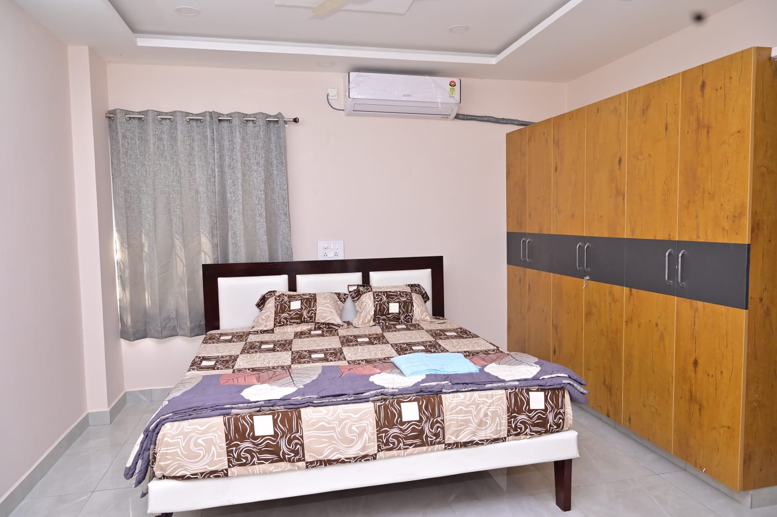 NC Homestay - Tap to explore photos