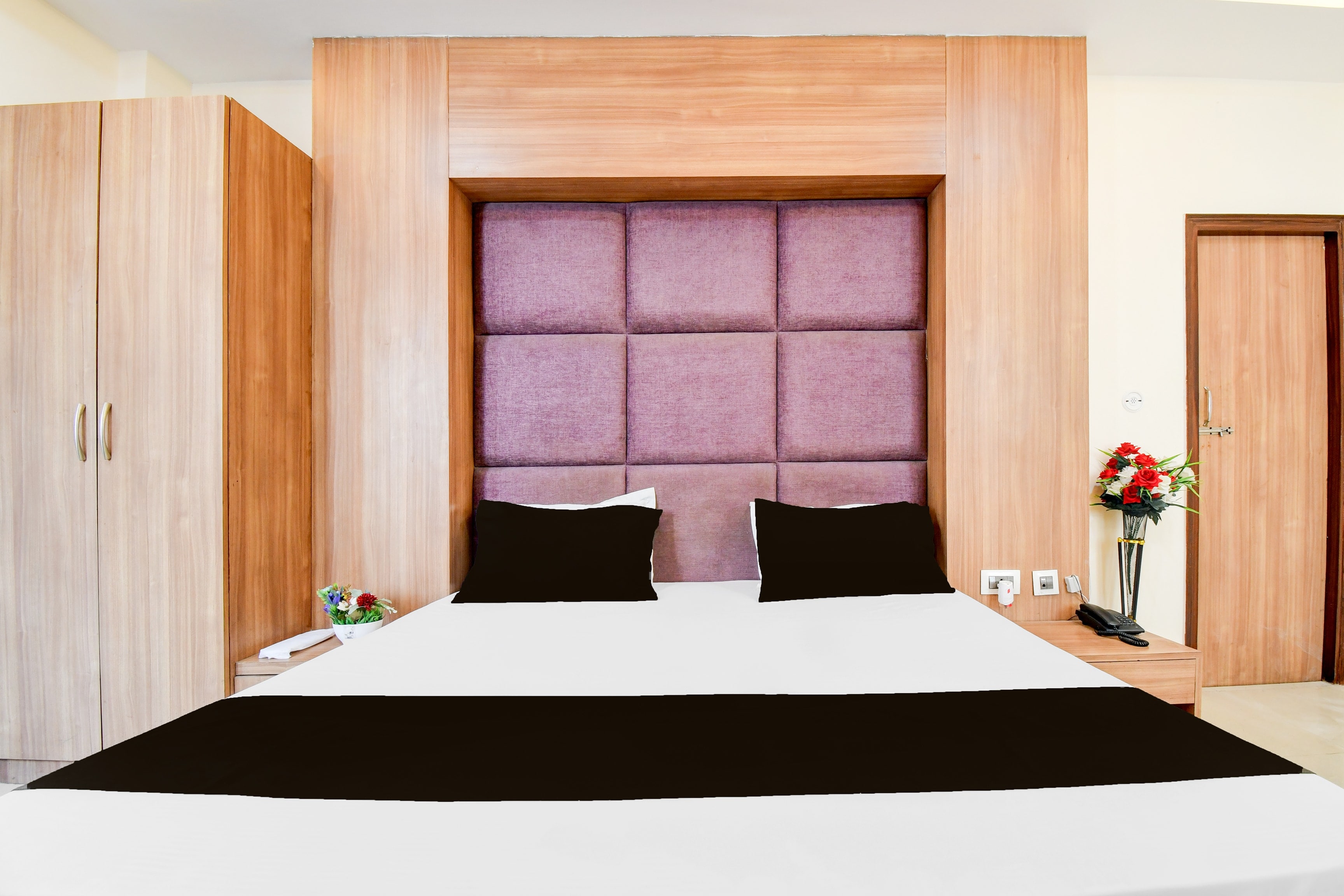 OYO 835663 Hotel Drishti Grand - Tap to explore photos