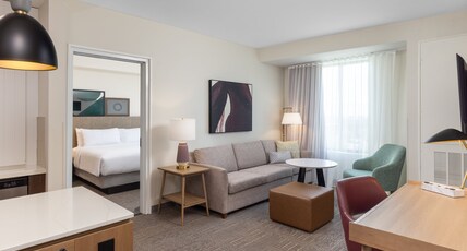Staybridge Suites EASTVALE - NORCO, an IHG hotel Room Type - 1 King 2 Queen Two Bdrm Ste Mobil Access Roll-in Shower Staybridge Suites EASTVALE - NORCO, an IHG hotel Room Type - 1 King 2 Queen Two Bdrm Ste Mobil Access Roll-in Shower