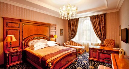 Shah Palace Hotel Room Type - Family Suite