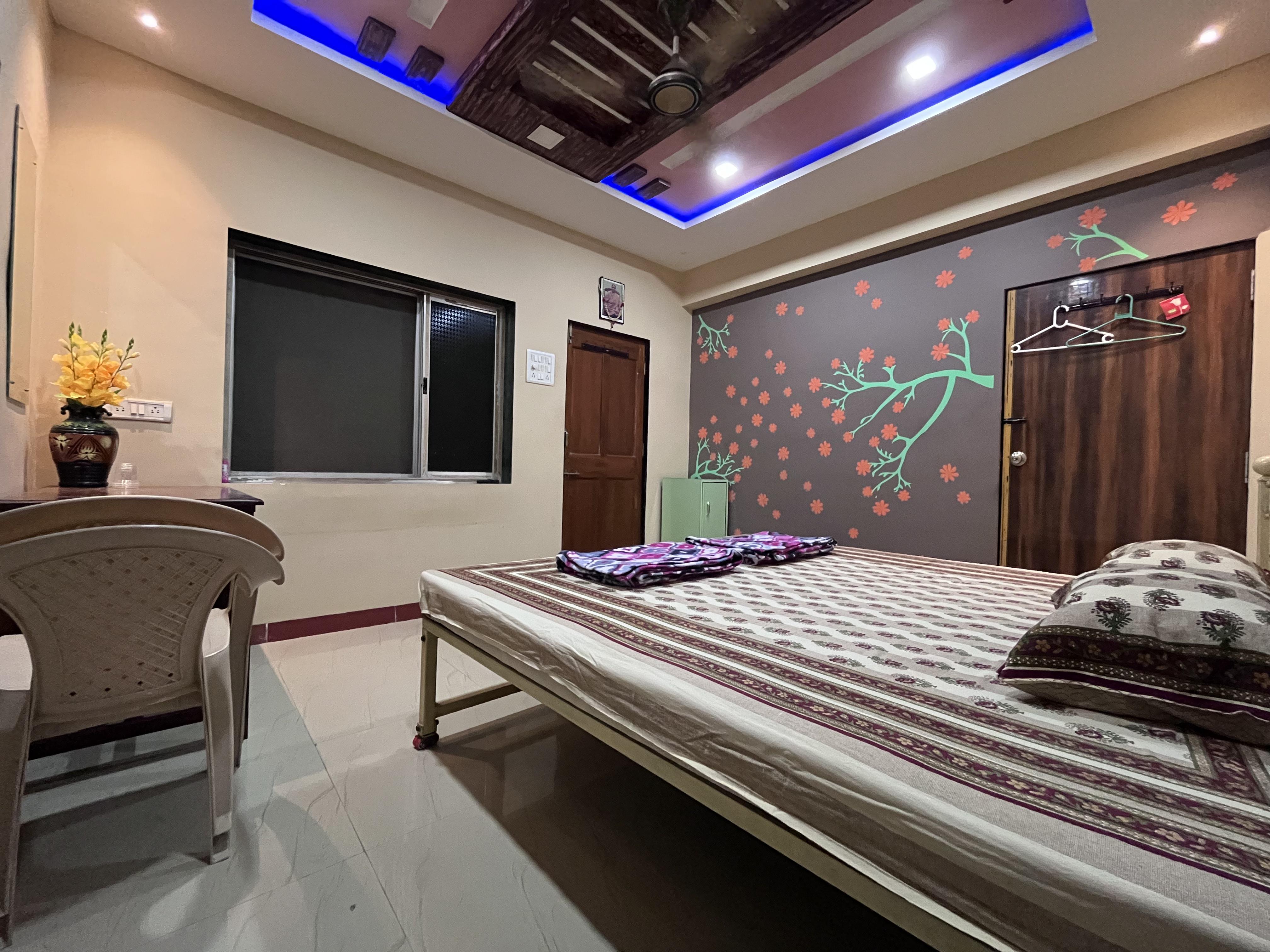 Patil Homestay - Tap to explore photos