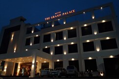Hotel The Grand Palace