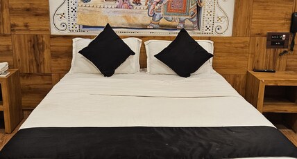 Santkrupa Villa Resort Room Type - DELUX AC ROOMS Santkrupa Villa Resort Room Type - DELUX AC ROOMS