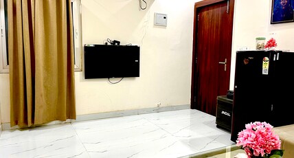 Golden Hours Cozy Retreat in Tapovan Room Type - Golden Hours Cozy Retreat in Tapovan