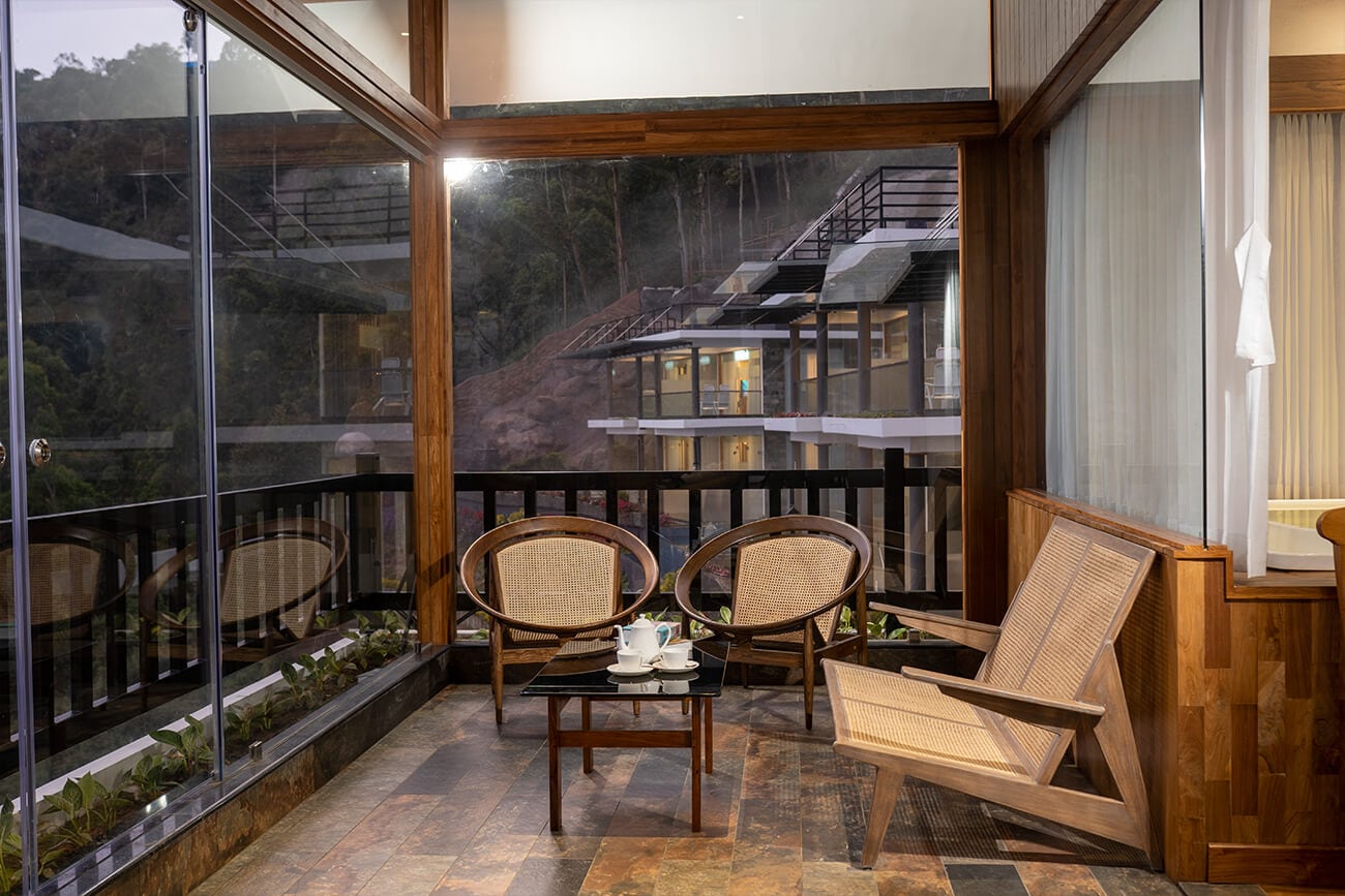 Chandys Drizzle Drops- Munnar Top Station - Tap to explore photos