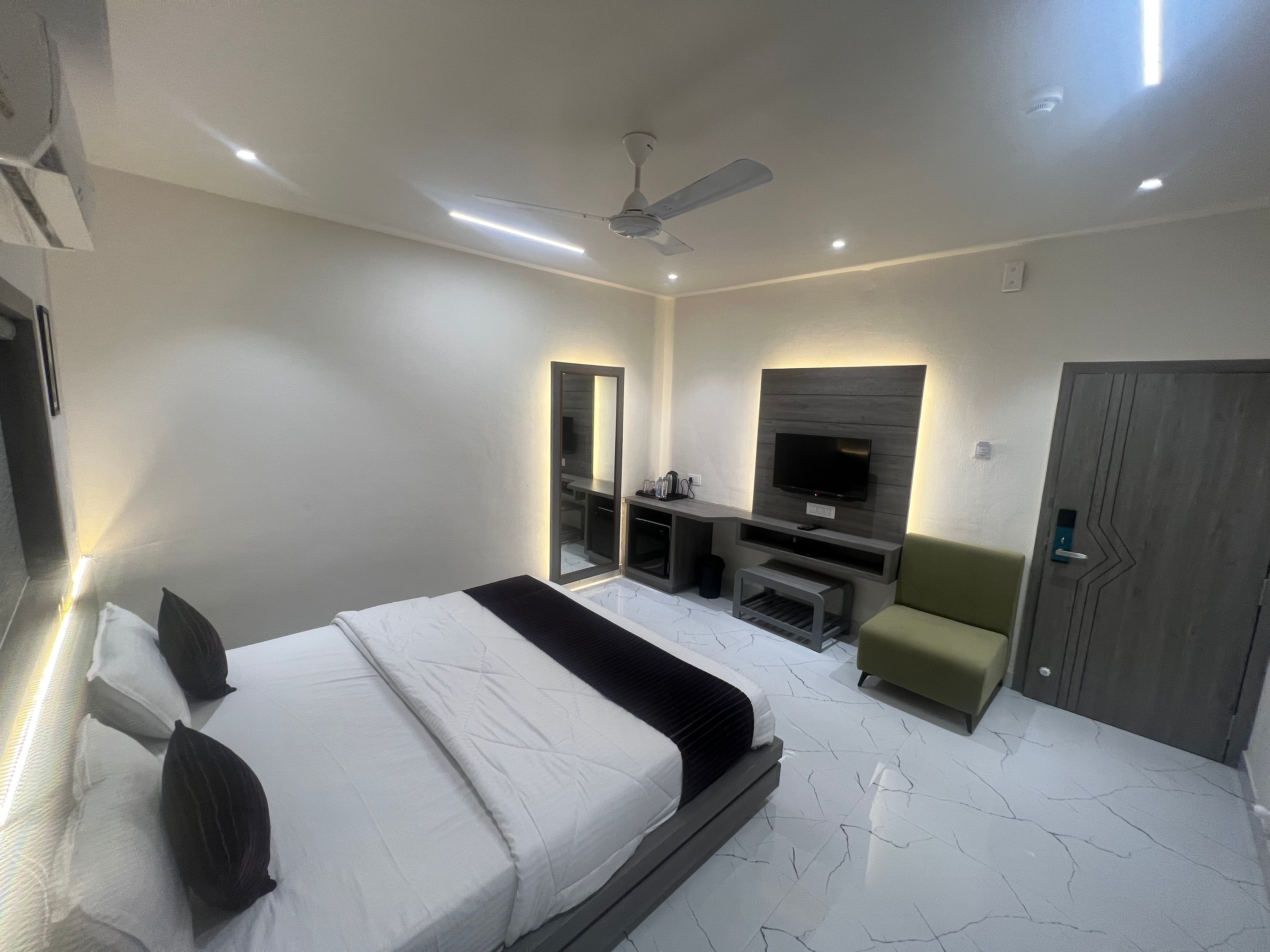 Hotel Ankur - Tap to explore photos