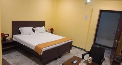 Hotel Vaithee Park Room Type - Flash Standard Non AC room