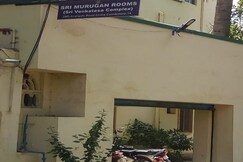 Sri Murugan Rooms