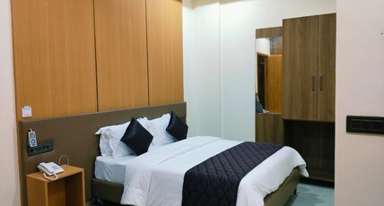 AAVAS Hotel Resort Room Type - Aavas Deluxe Room - Queen Bed