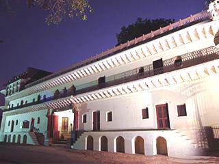 Alipura Palace
