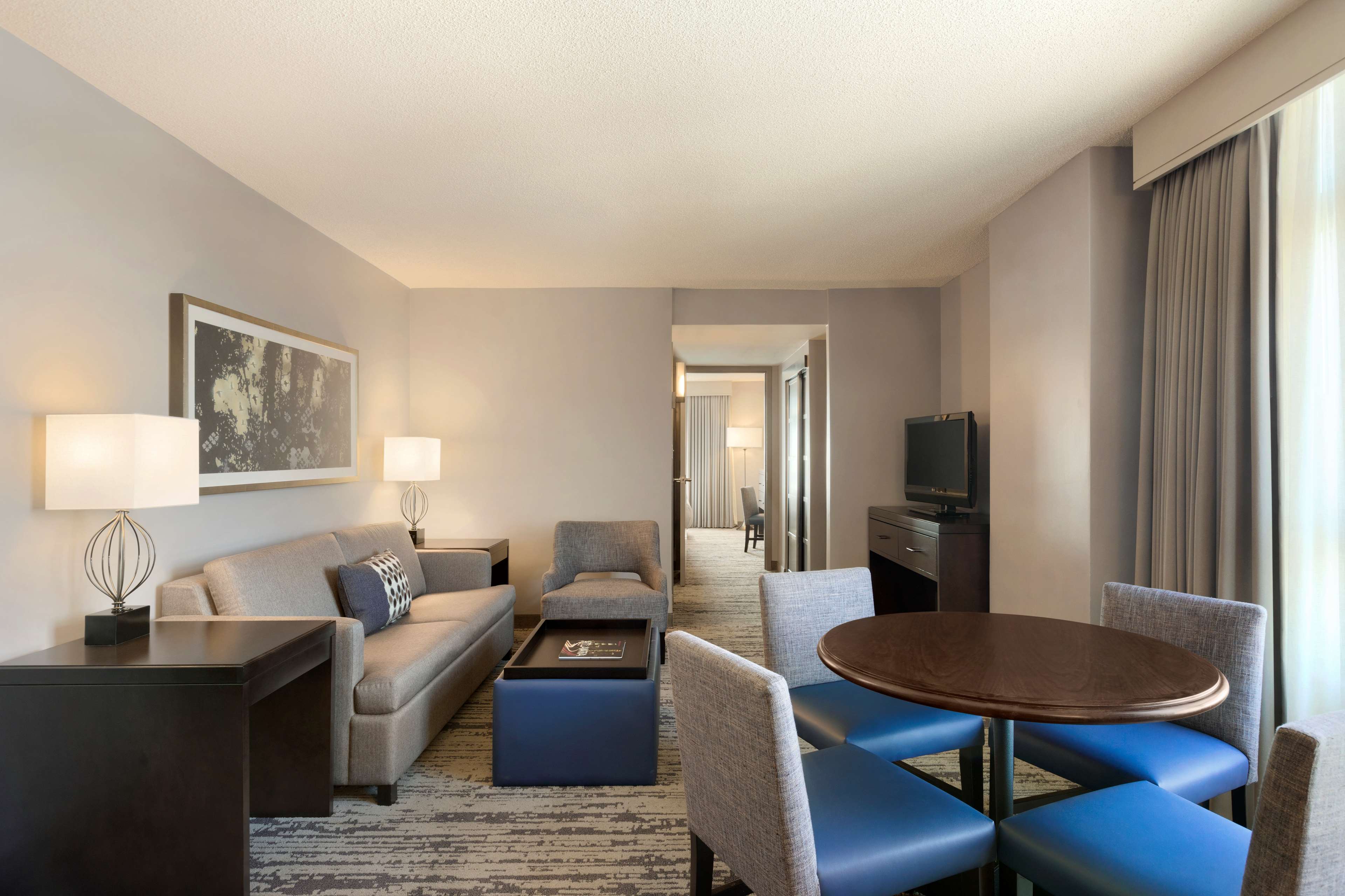 Embassy Suites Atlanta at Centennial Olympic Park - Tap to explore photos