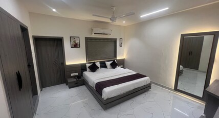 Hotel Ankur Room Type - Super Deluxe Room With Balcony