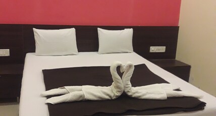 HOTEL SAIMEERA PALACE Room Type - DOUBLE BED NON A.C