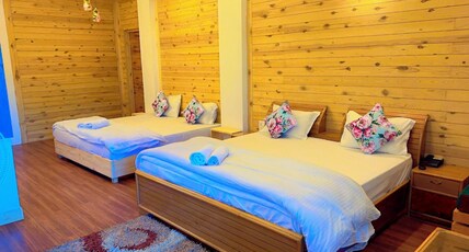 The Golden Peak Mukteshwar Room Type - Family Suite Room Himalayan view Facing